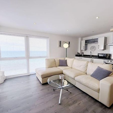Stylish Seaview One-Bedroom Apt 斯旺西 外观 照片
